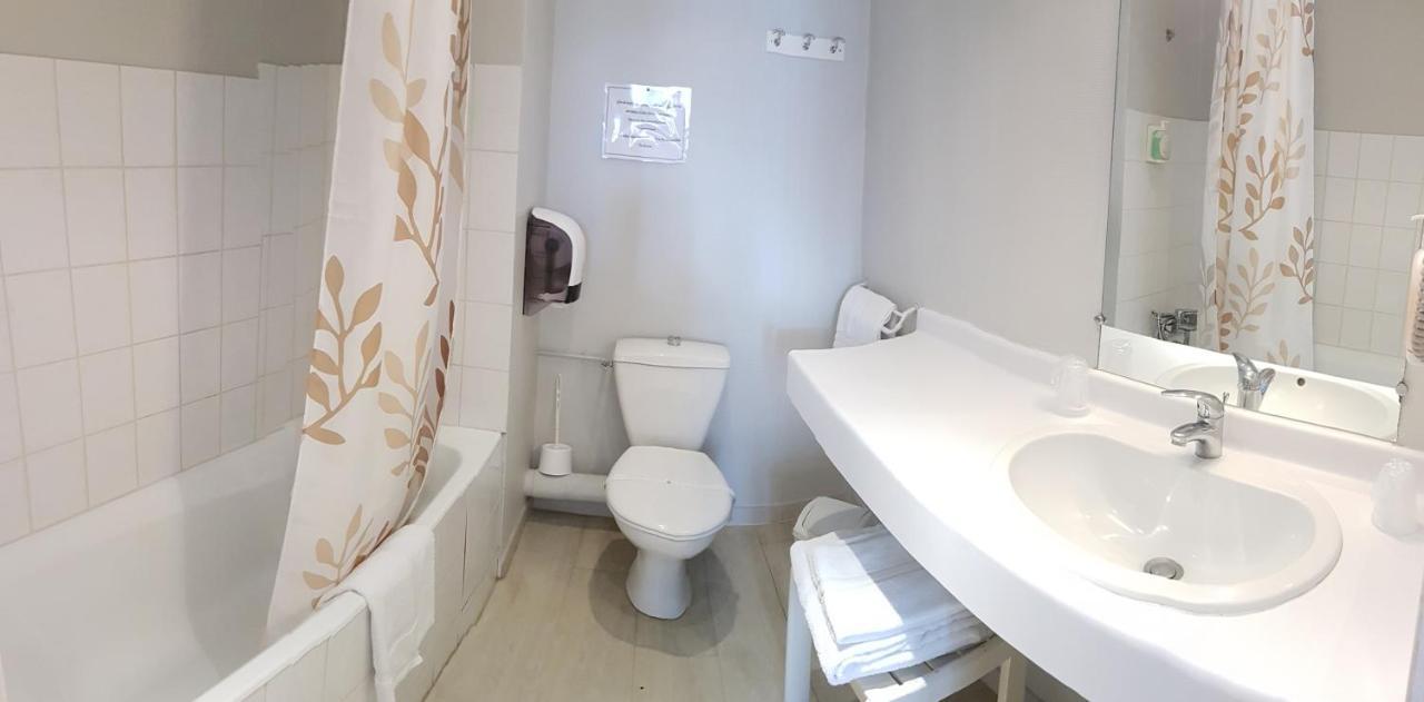 Pérouges Hotel La Berangere מראה חיצוני תמונה
